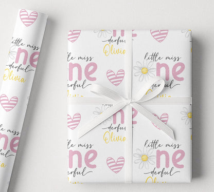 An additional close-up of the daisy flower pattern printed on the wrapping paper